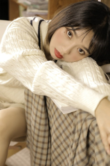 轻佻寡妇在线无删减观看